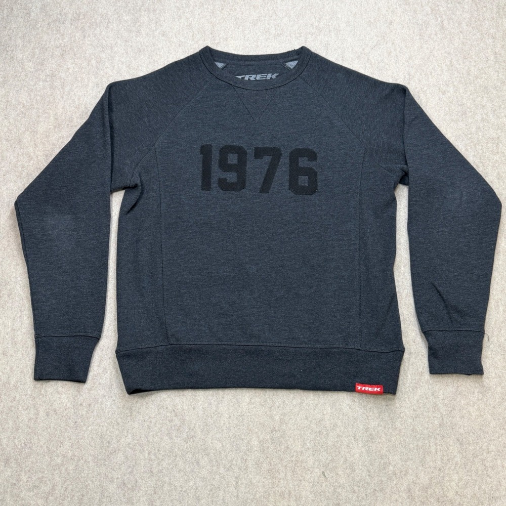 Trek Sweatshirt Mens M Charcoal Grey 1976 Athleisure Gorpcore Cycling Sporty